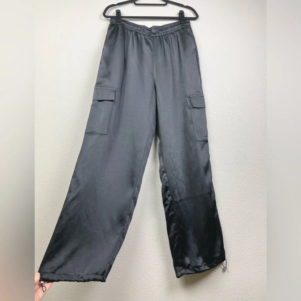 REVOLVE Superdown Women's Large Black Rita Cargo Pant Satin Pockets Drawstring - Picture 6 of 16